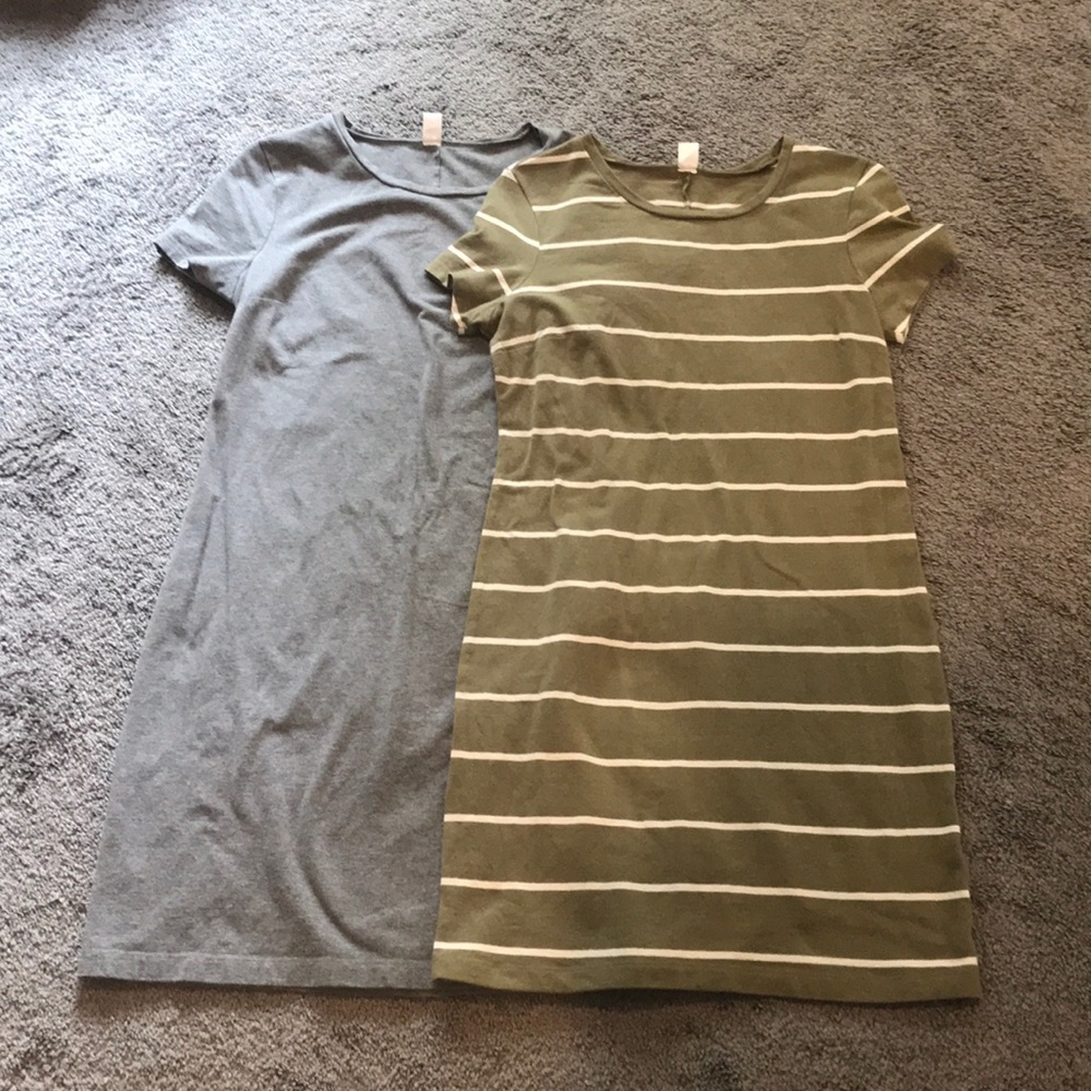 2 t shirt dresses